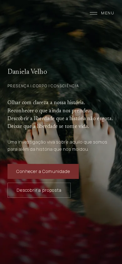 Página inicial no telemóvel do site público de Daniela Velho, capturada em outubro de 2026.